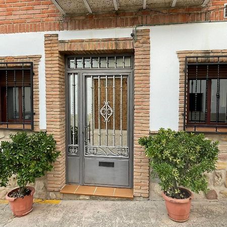 Casa Enmedio Villa Iznatoraf Екстериор снимка